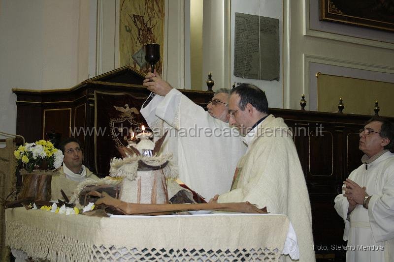 Immagine 213.jpg - 11Gennaio 2010 -  Celebrazione Eucaristica presieduta da padre Calogero Peri, Ofm Cappuccini.